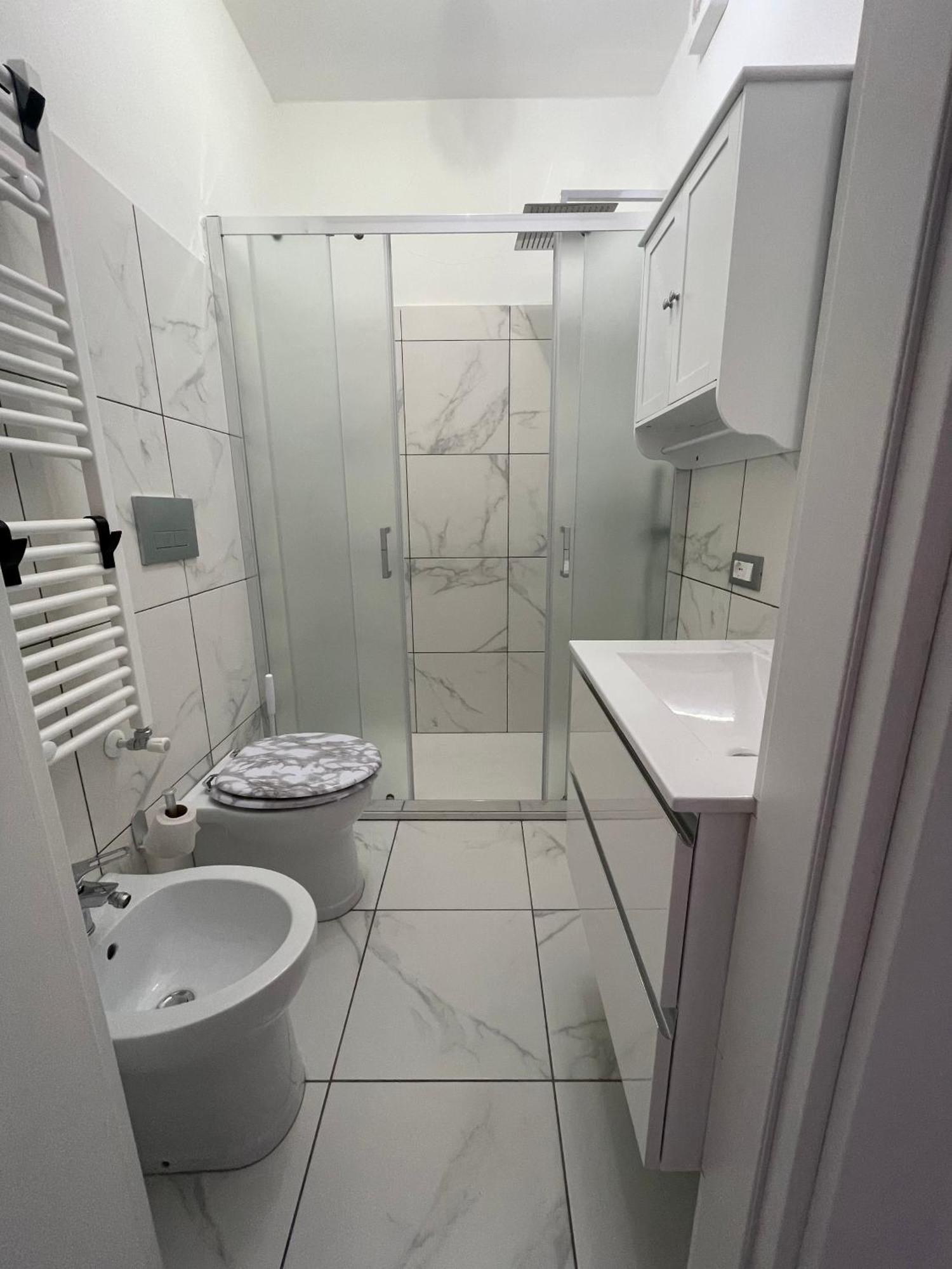 Montenero Suite Mailand Exterior foto